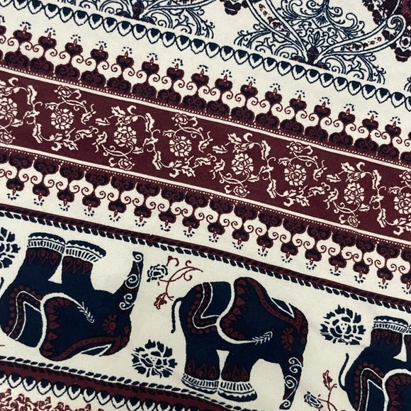 Rue21 Elephant Tank Top XL - Picture 2 of 4